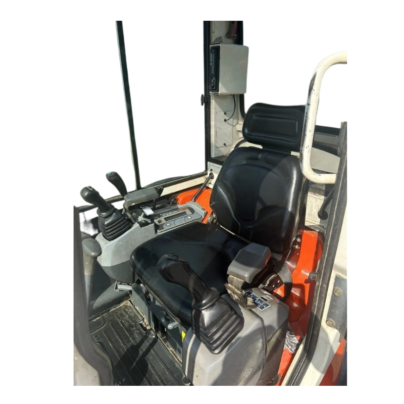 Mini Pelle KUBOTA U25-3 – 2,6T – Occasion 2008 – 3600h + BRH + 3 Godets – Image 6